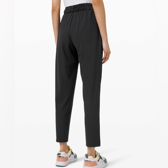 Lululemon Keep on Moving Straight Leg Elastic Waist Drawstring P… - Picture 3 of 14